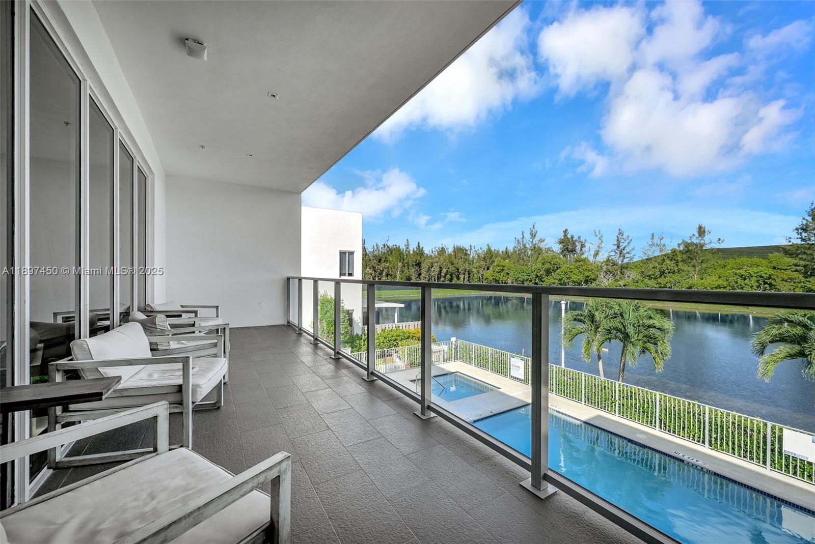 DORAL PALMS NORTH - Residential