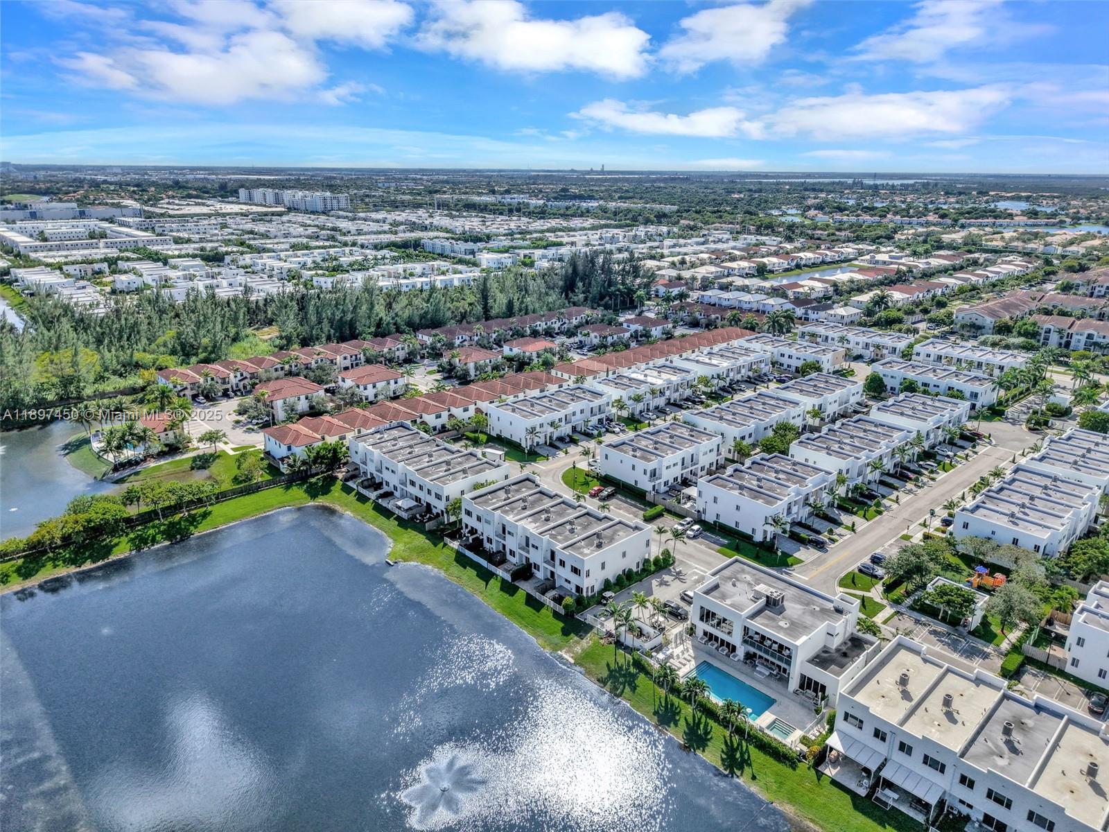 DORAL PALMS NORTH - Residential