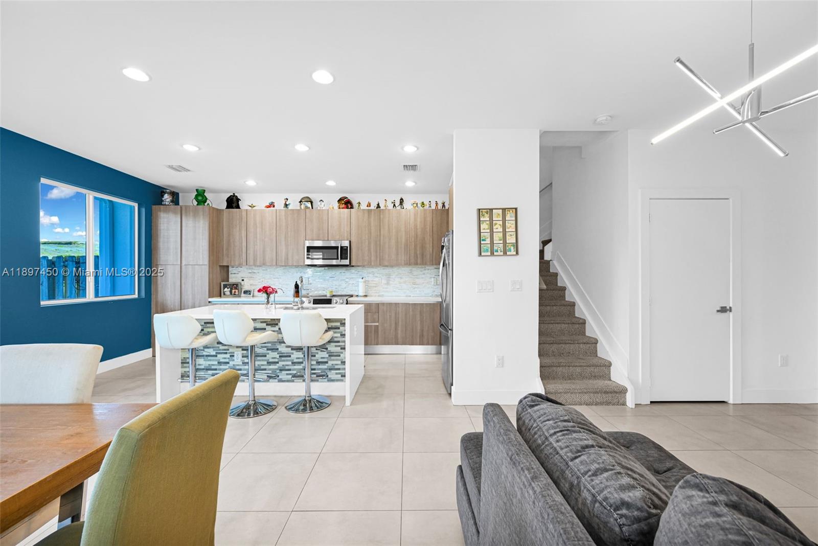 DORAL PALMS NORTH - Residential