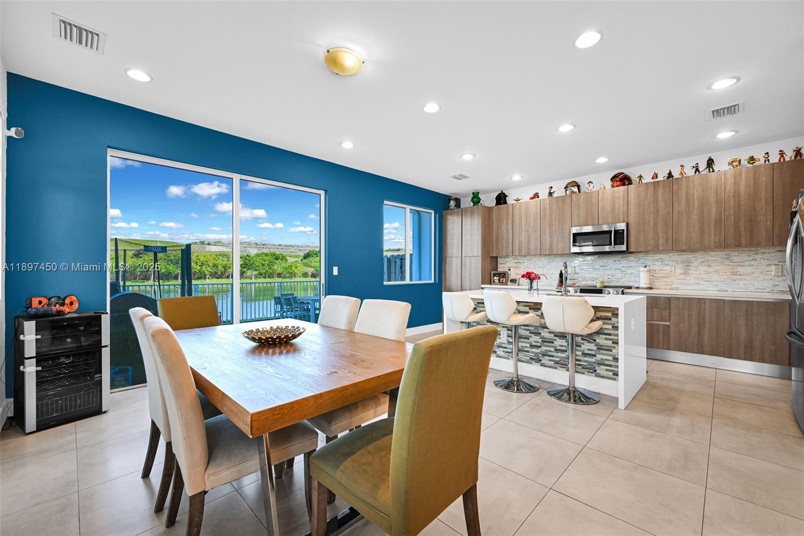DORAL PALMS NORTH - Residential
