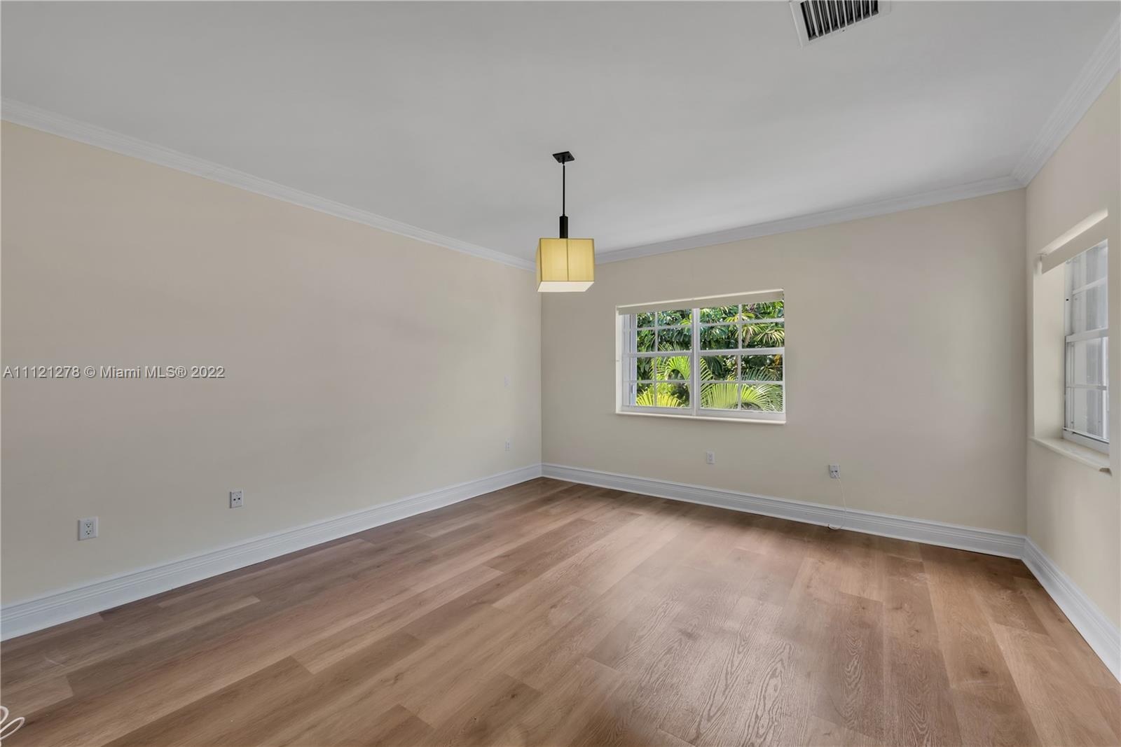 TROPICAL ISLE HOMES SUB 4 - Residential