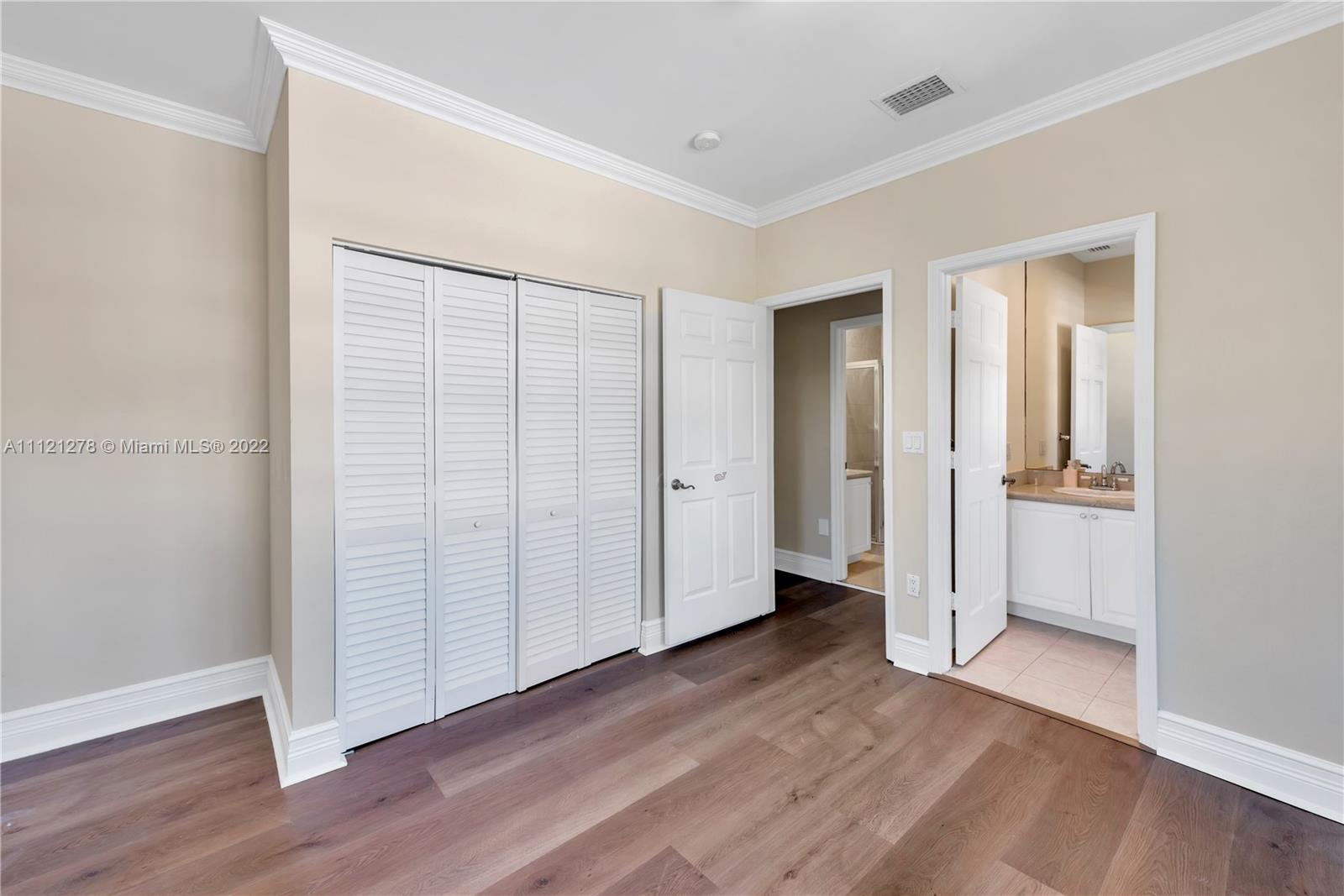 TROPICAL ISLE HOMES SUB 4 - Residential