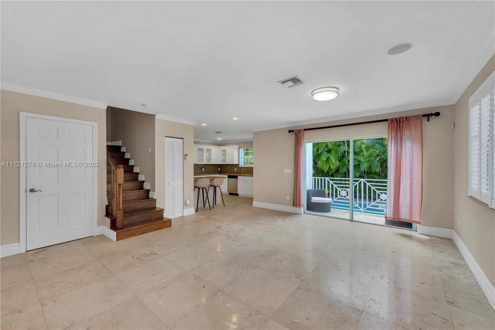 TROPICAL ISLE HOMES SUB 4 - Residential