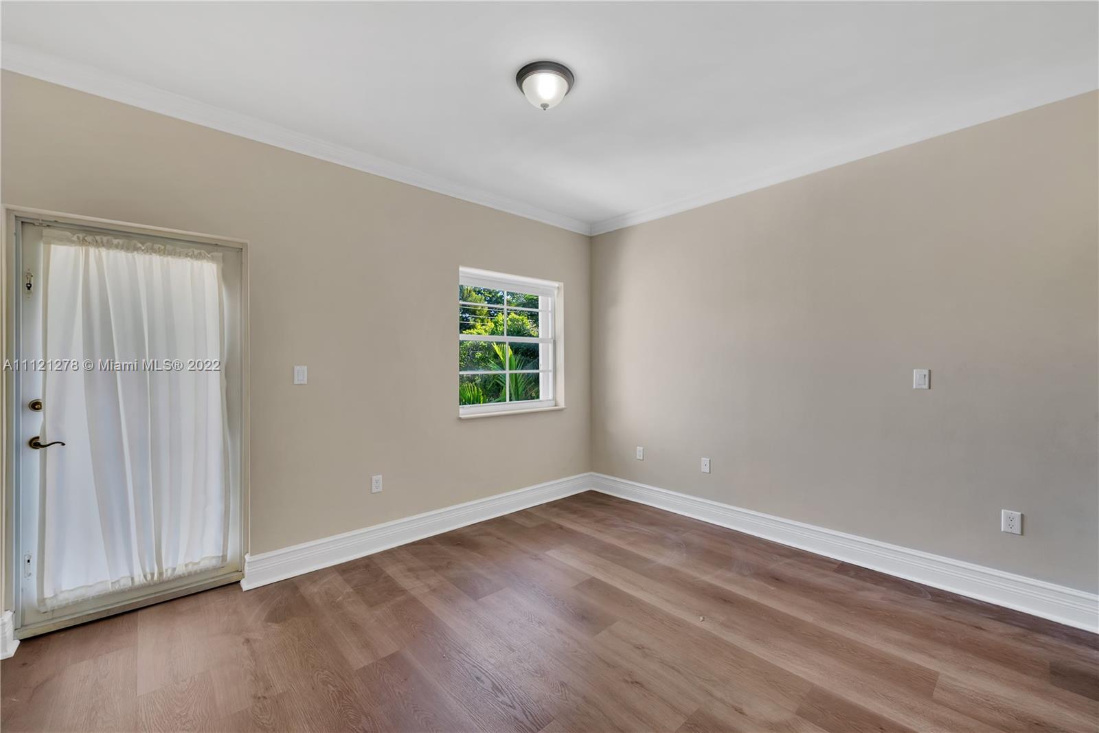 TROPICAL ISLE HOMES SUB 4 - Residential