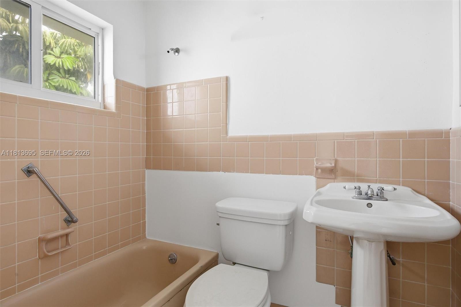 KEYSTONE ARMS CONDO - Residential