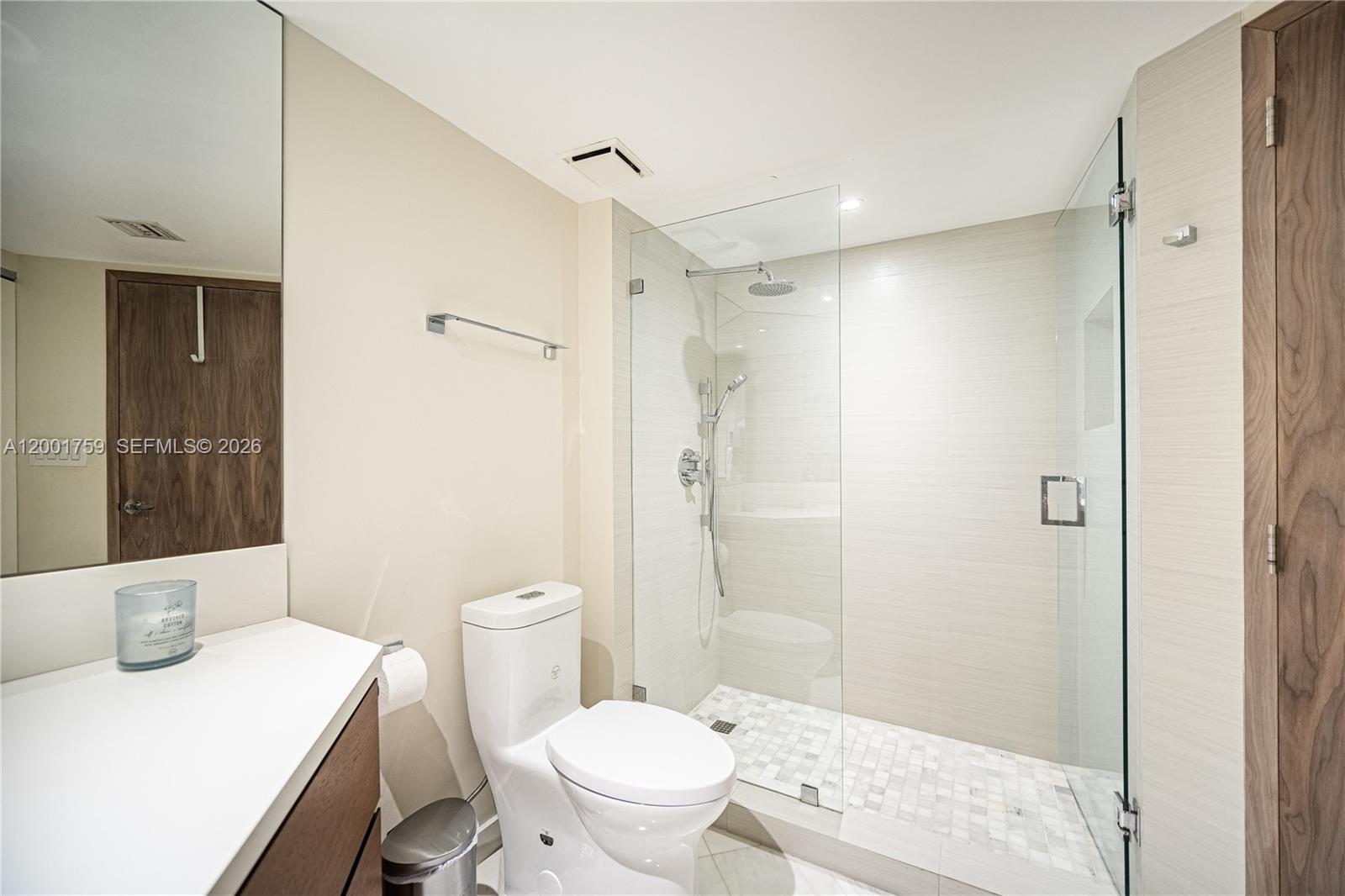 OCEANIA III CONDO - Residential