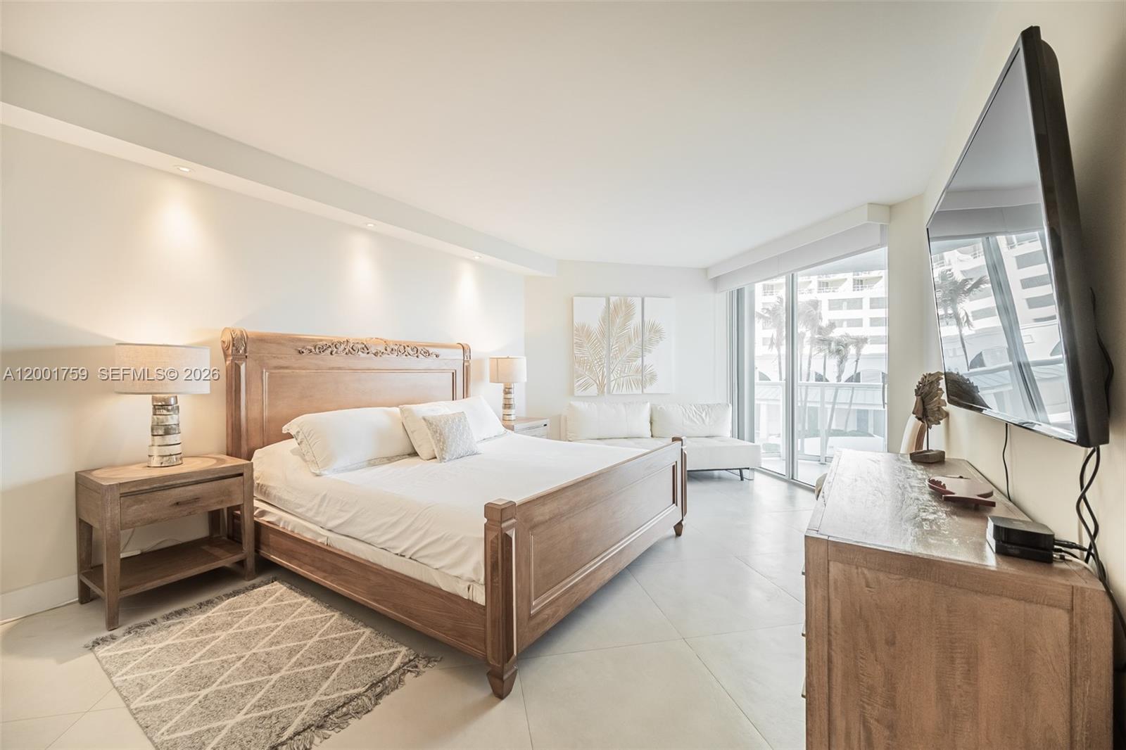 OCEANIA III CONDO - Residential