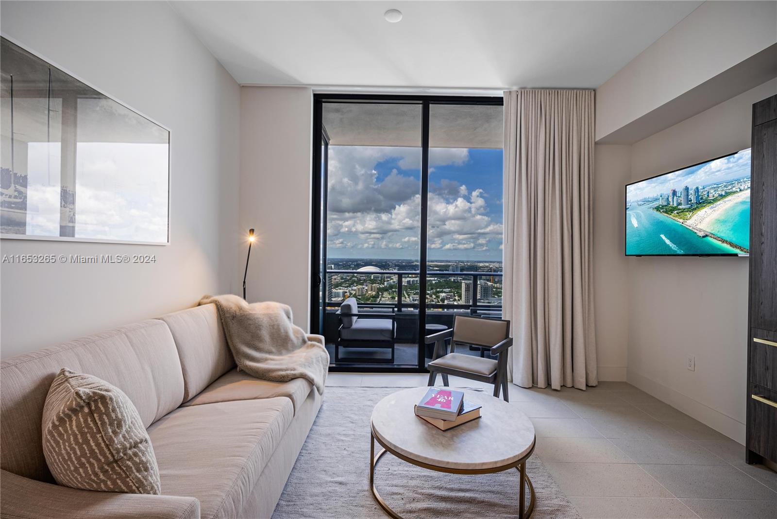 View photos, virtual tours, details... 601 NE 1st Ave PH4803
