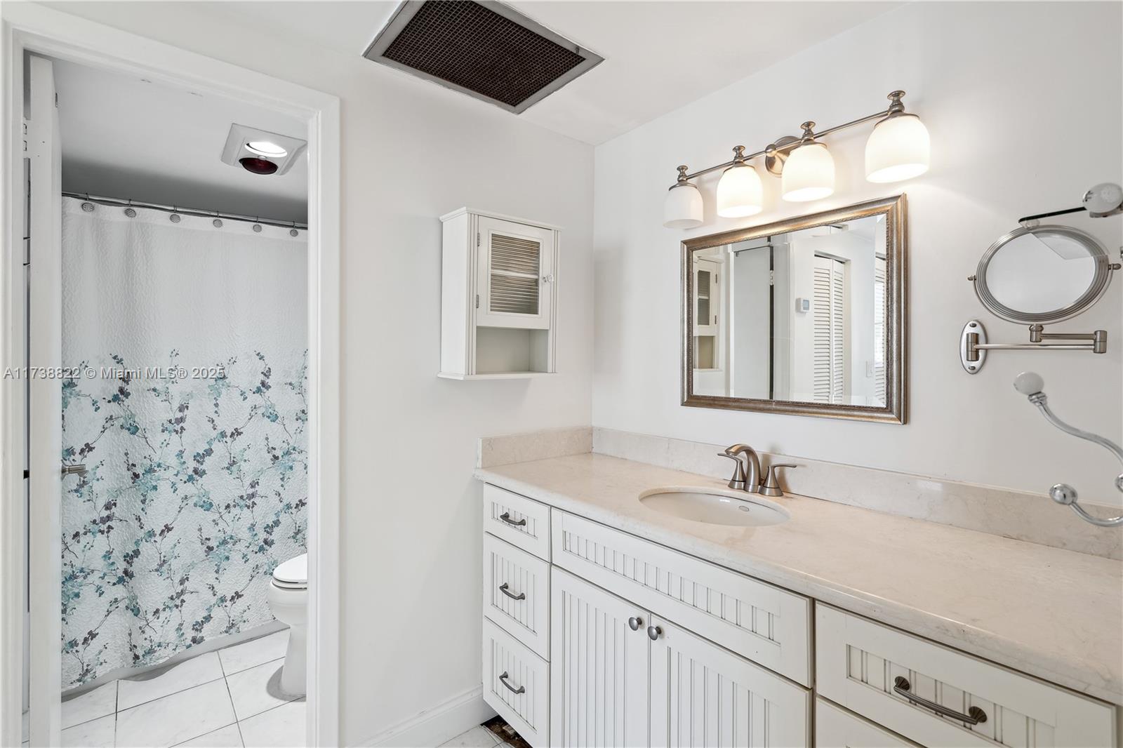 ARLEN HOUSE WEST CONDO - Residential