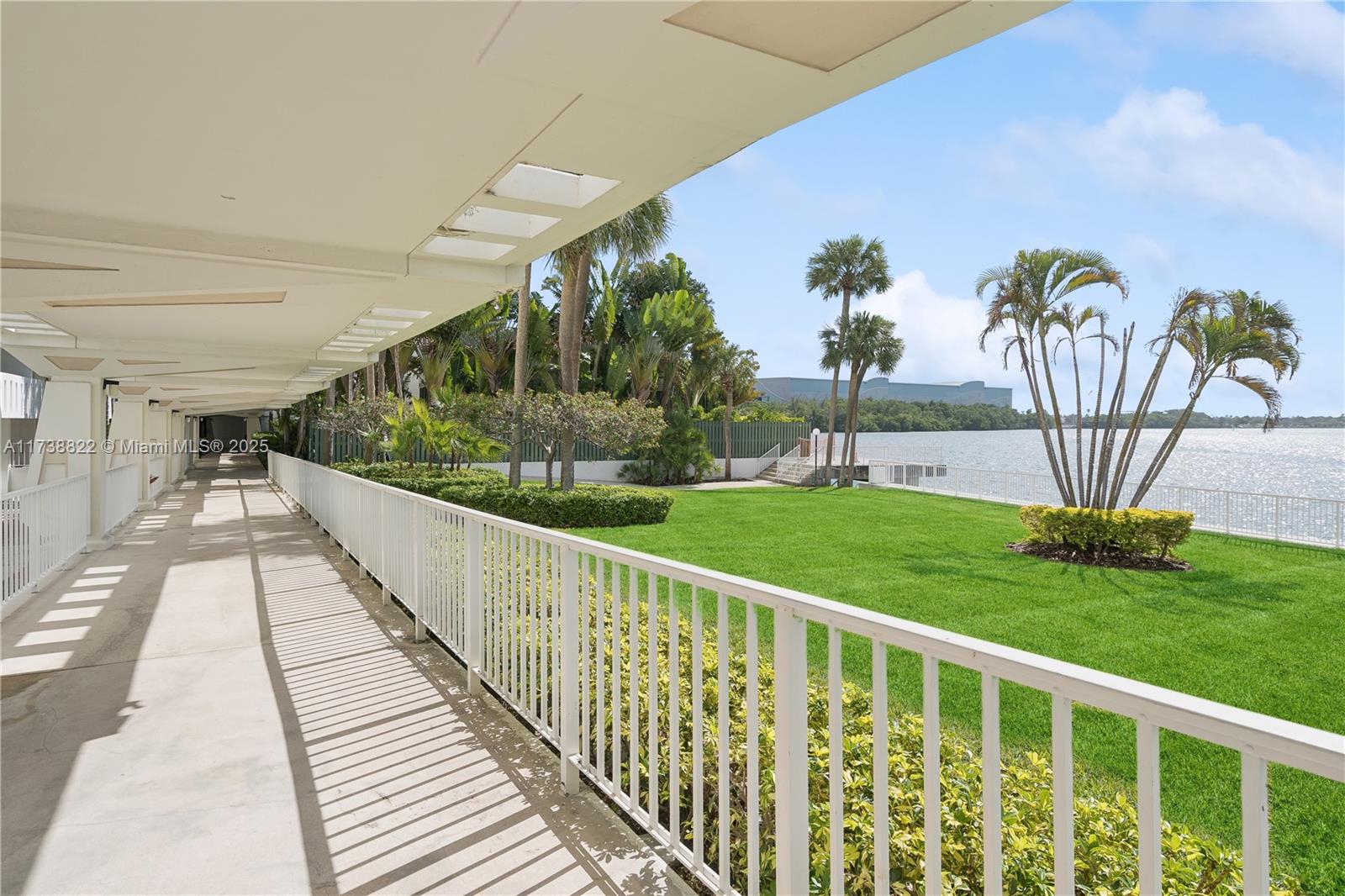 ARLEN HOUSE WEST CONDO - Residential