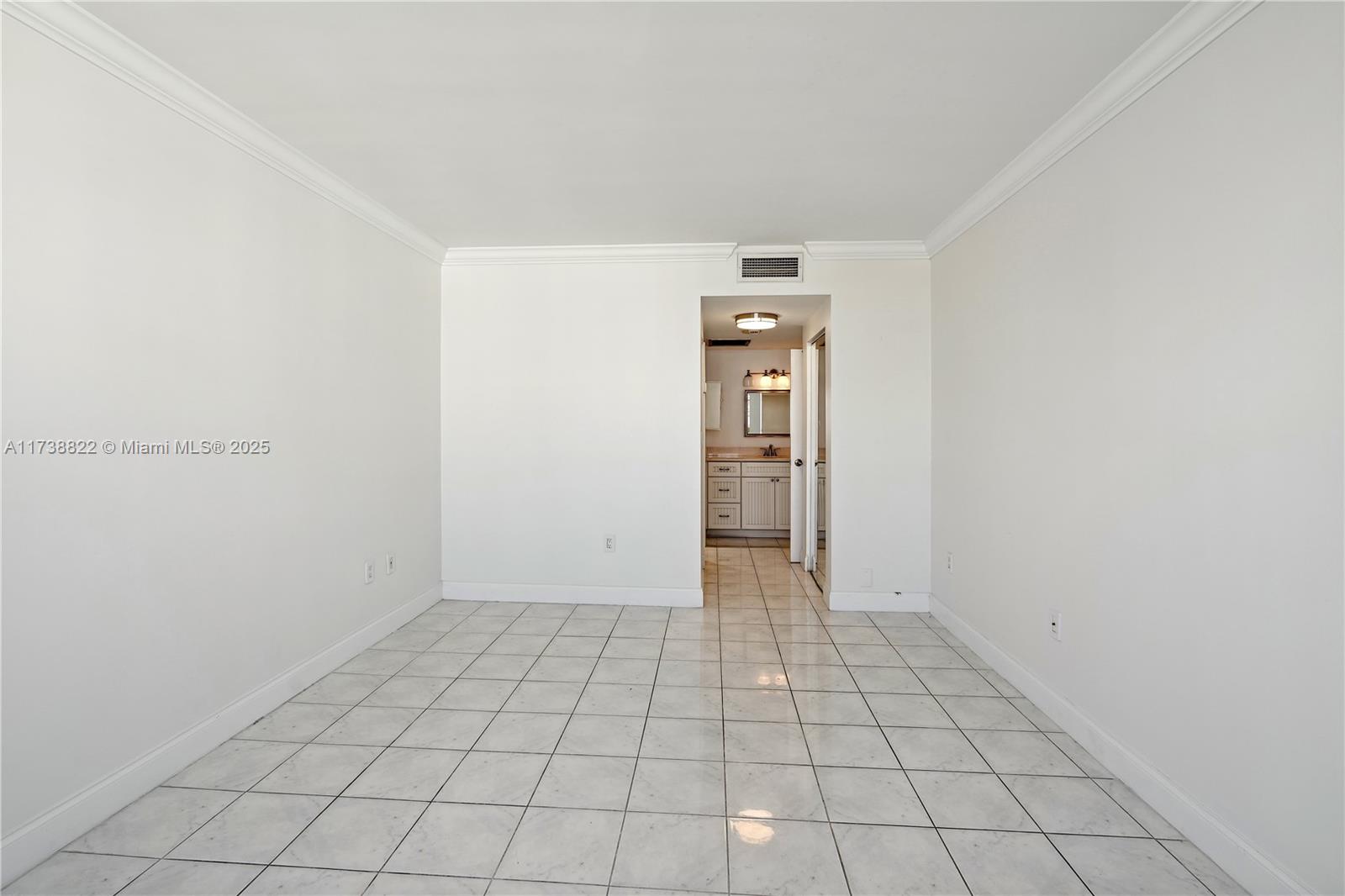 ARLEN HOUSE WEST CONDO - Residential