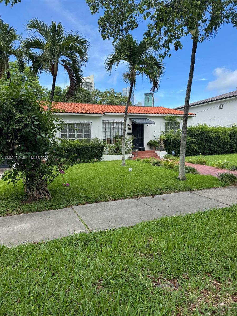 141 SW 20th Rd
