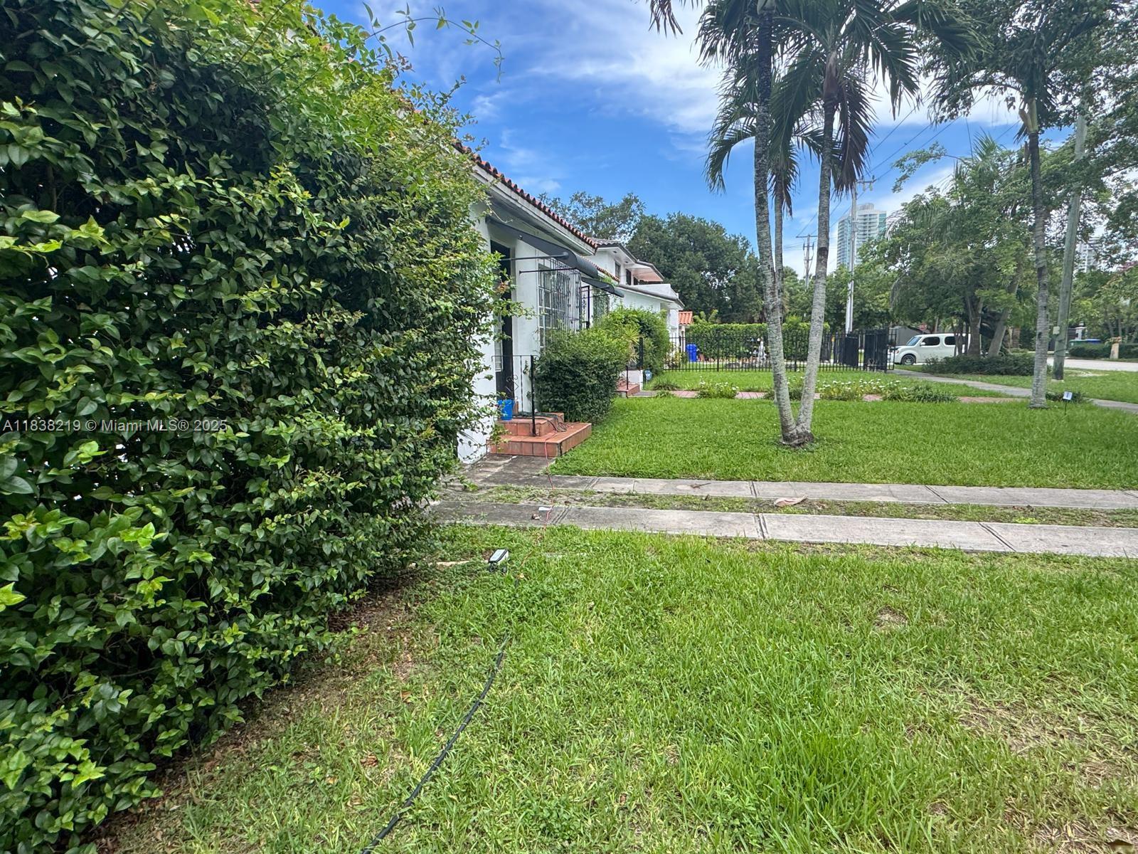 141 SW 20th Rd