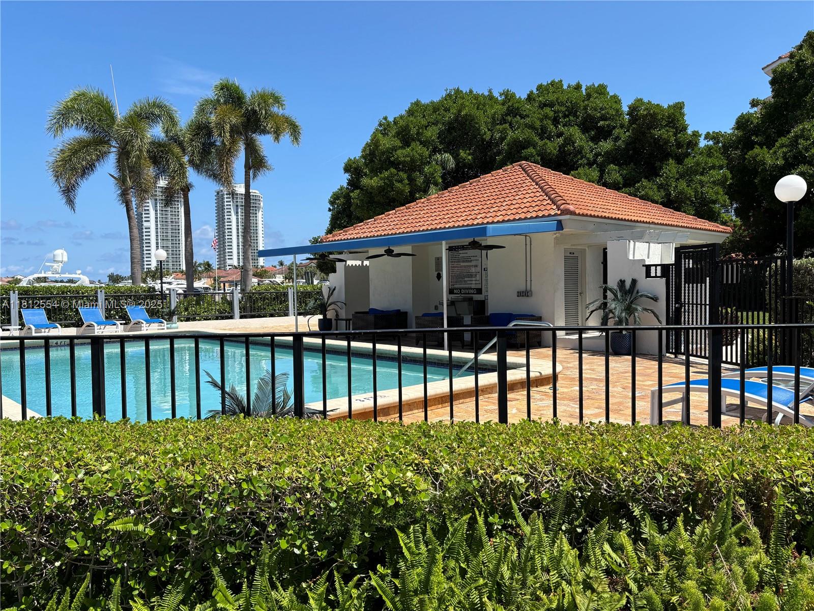 MARINER VILLAGE GARDEN CO - Residential
