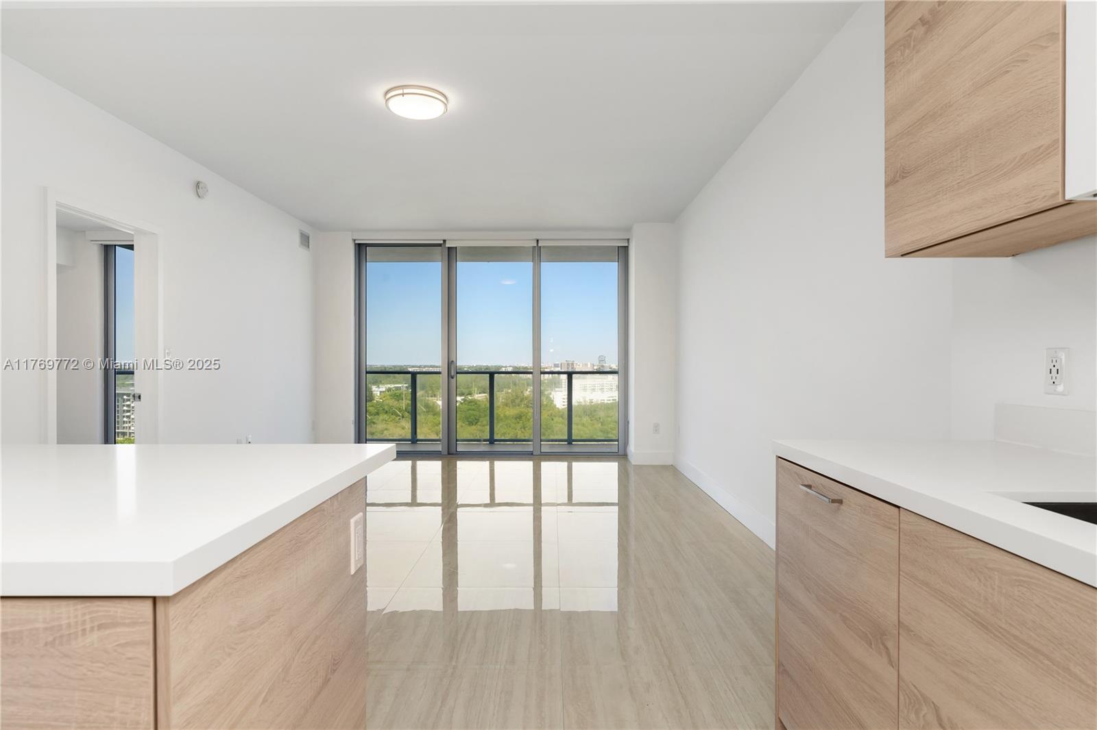 16385 Biscayne Blvd 1606