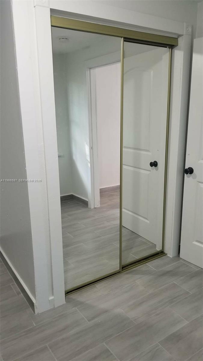 FLA CITY MANOR - Residential Lease