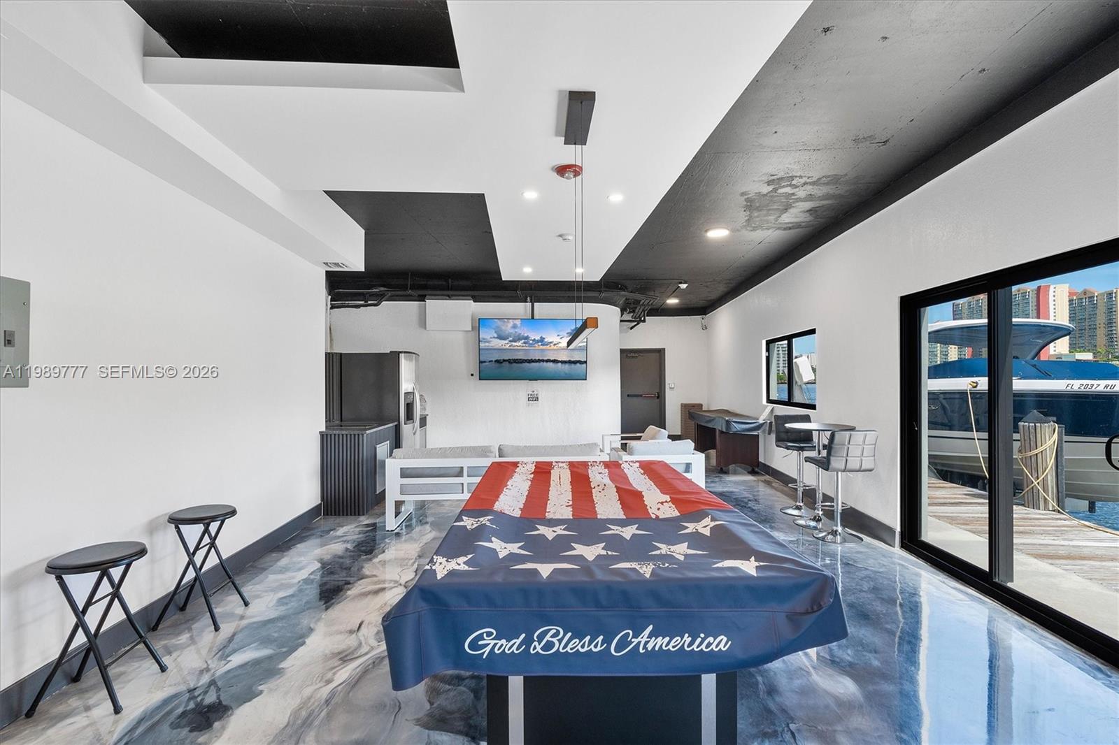 PELICAN LANDING CONDO - Residential