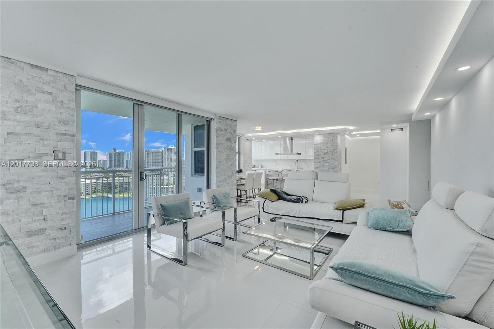 18041 Biscayne Blvd 1804