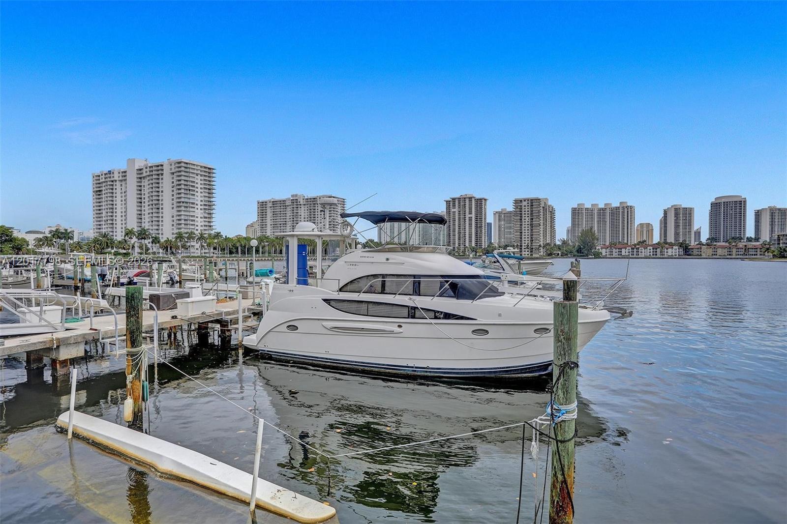 DEL PRADO MARINA - Residential
