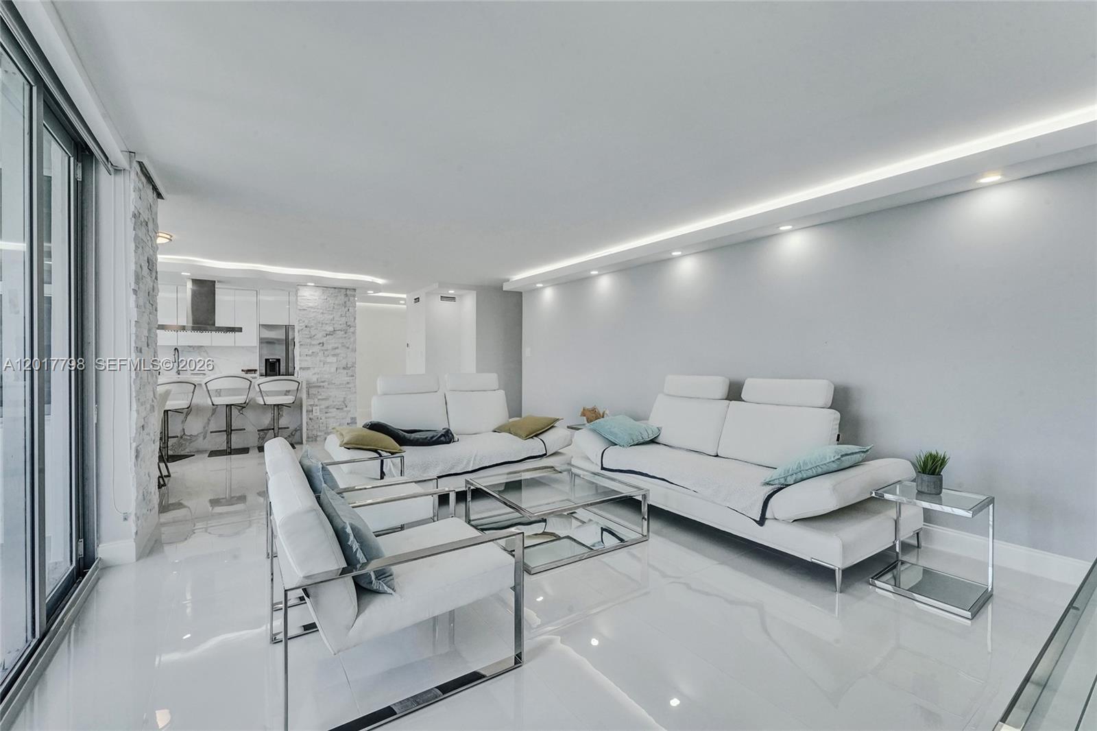 DEL PRADO MARINA - Residential
