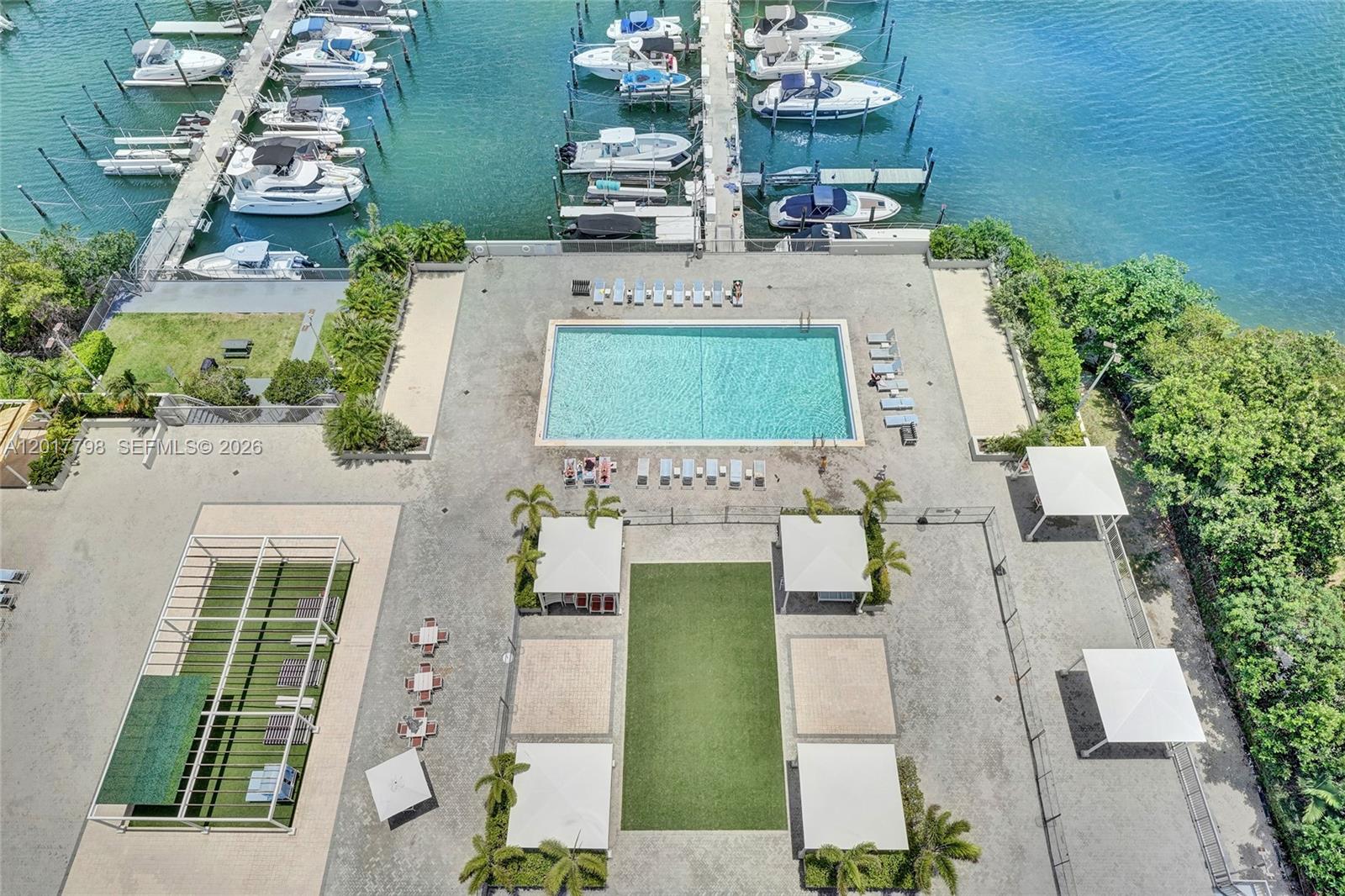 DEL PRADO MARINA - Residential