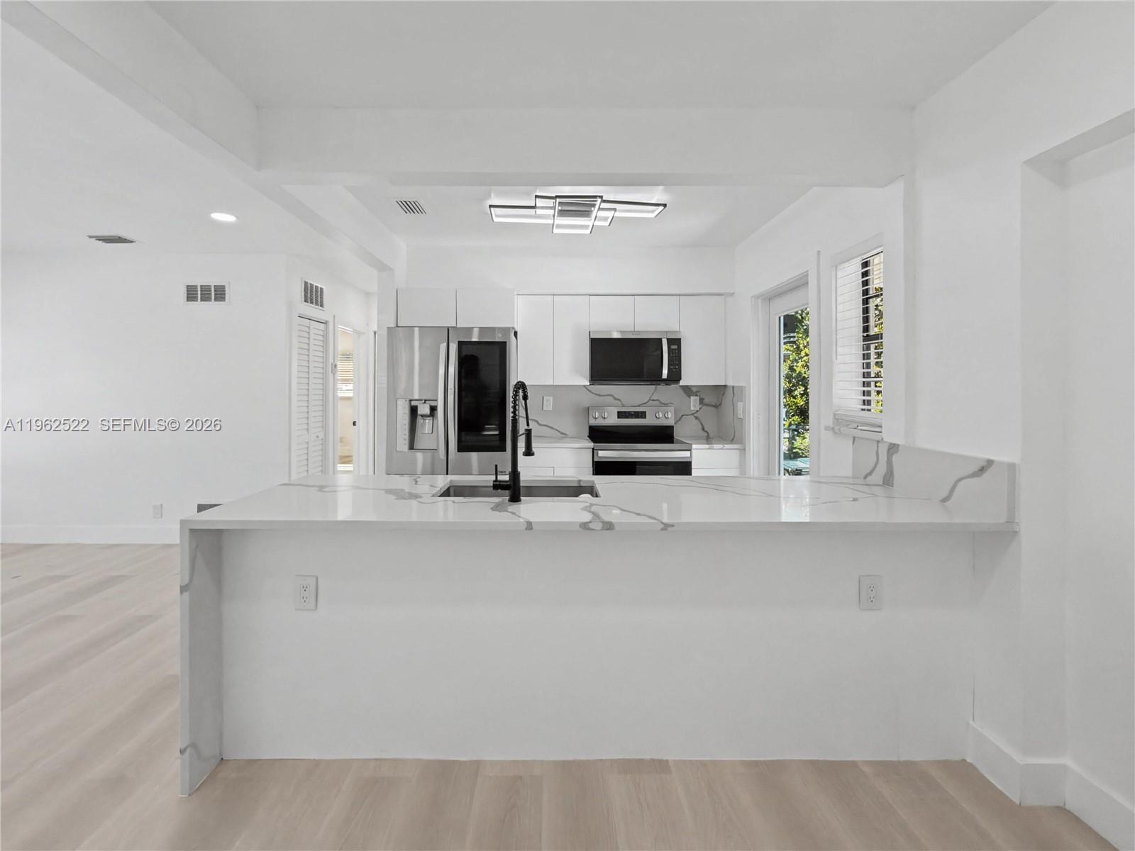 FLEEMAN HEIGHTS - Residential