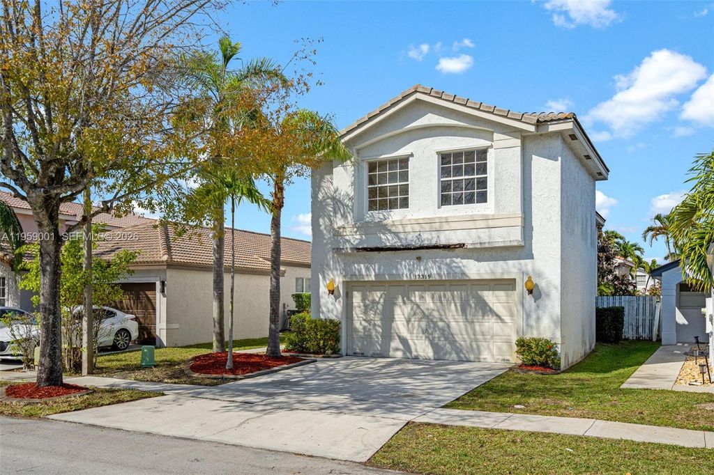 Photo of 17319 SW 22nd St, Miramar, FL 33029 (MLS # A11959001)