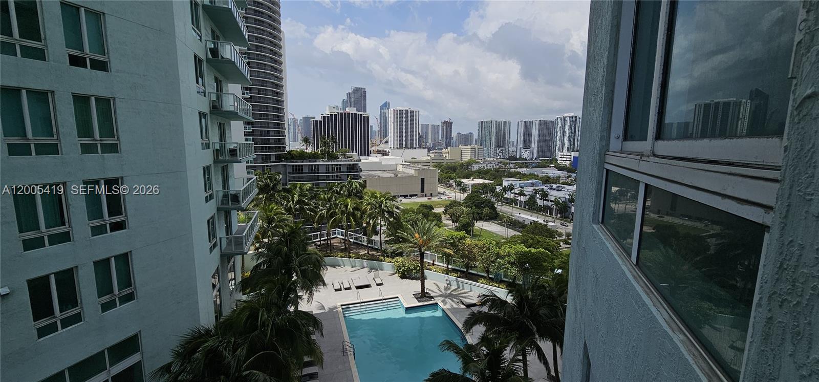 QUANTUM ON THE BAY CONDO - Residential