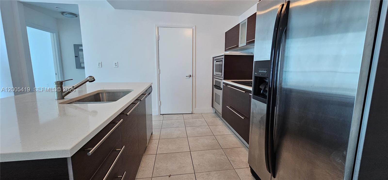 QUANTUM ON THE BAY CONDO - Residential