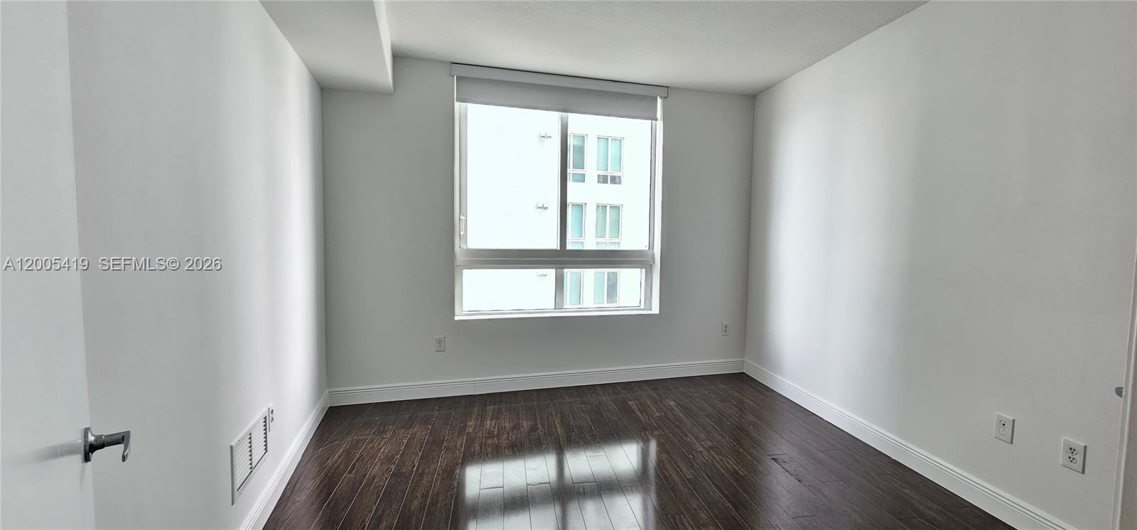 QUANTUM ON THE BAY CONDO - Residential