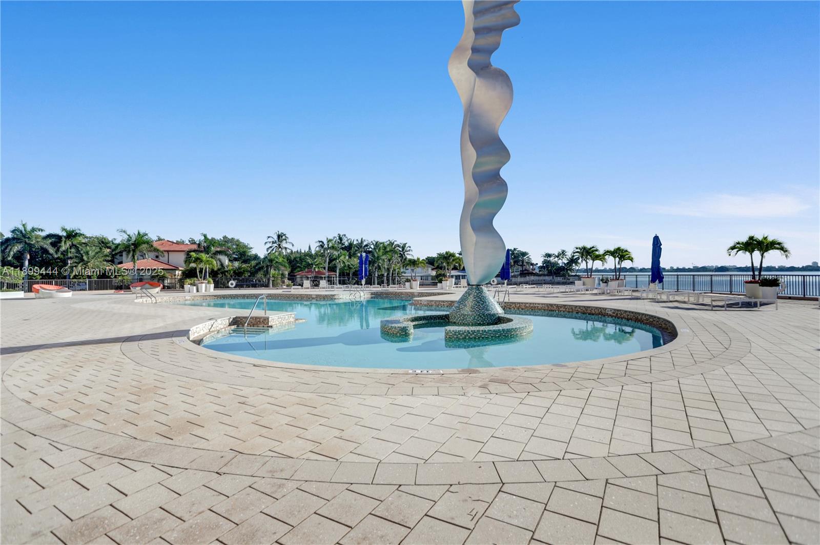 CRICKET CLUB CONDO - Residential