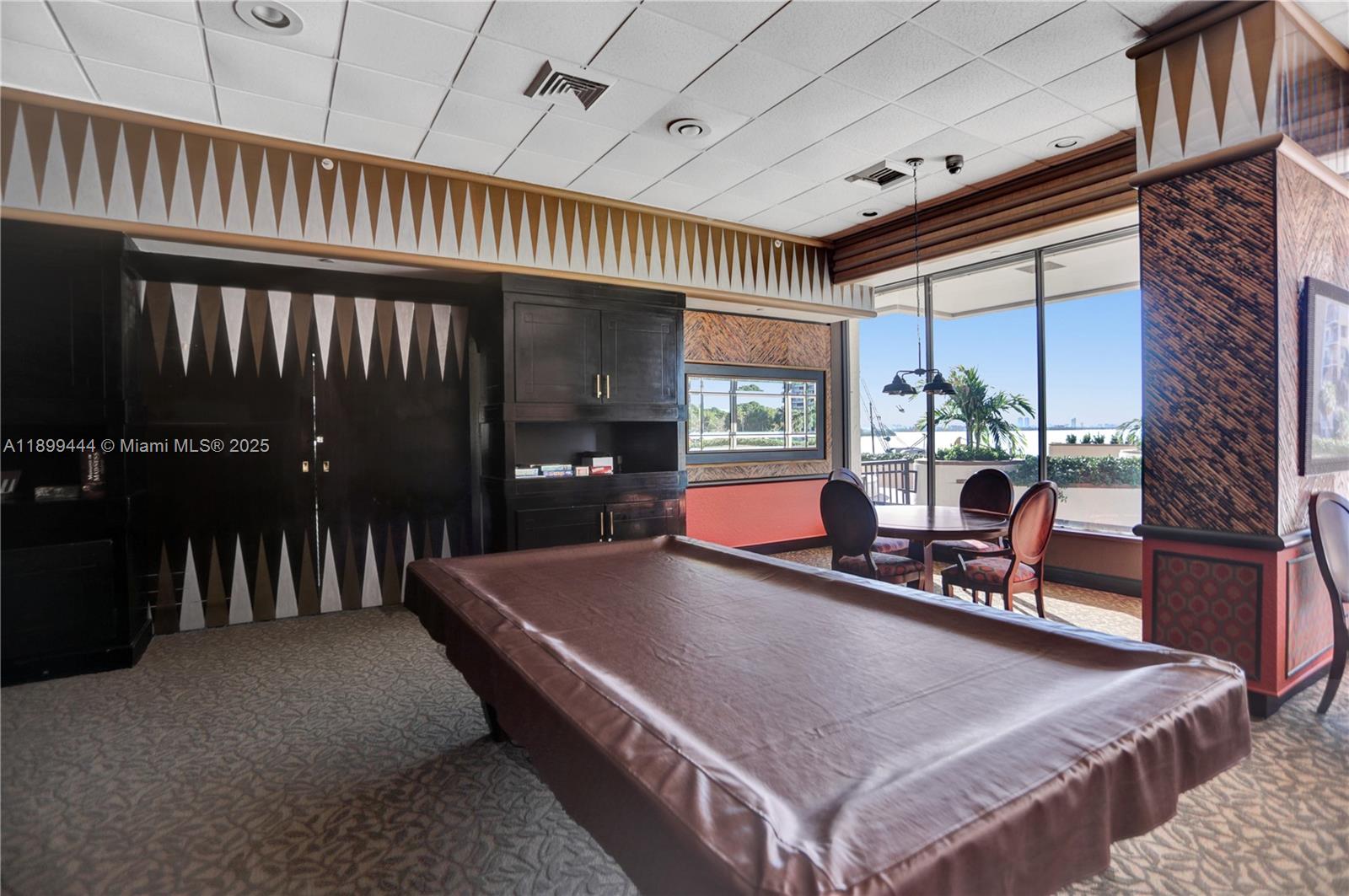 CRICKET CLUB CONDO - Residential