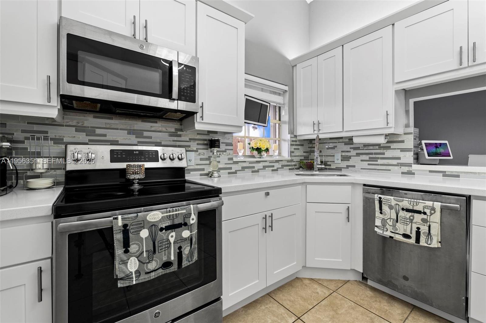 CHANTARELLE AT THE HAMMOC - Residential