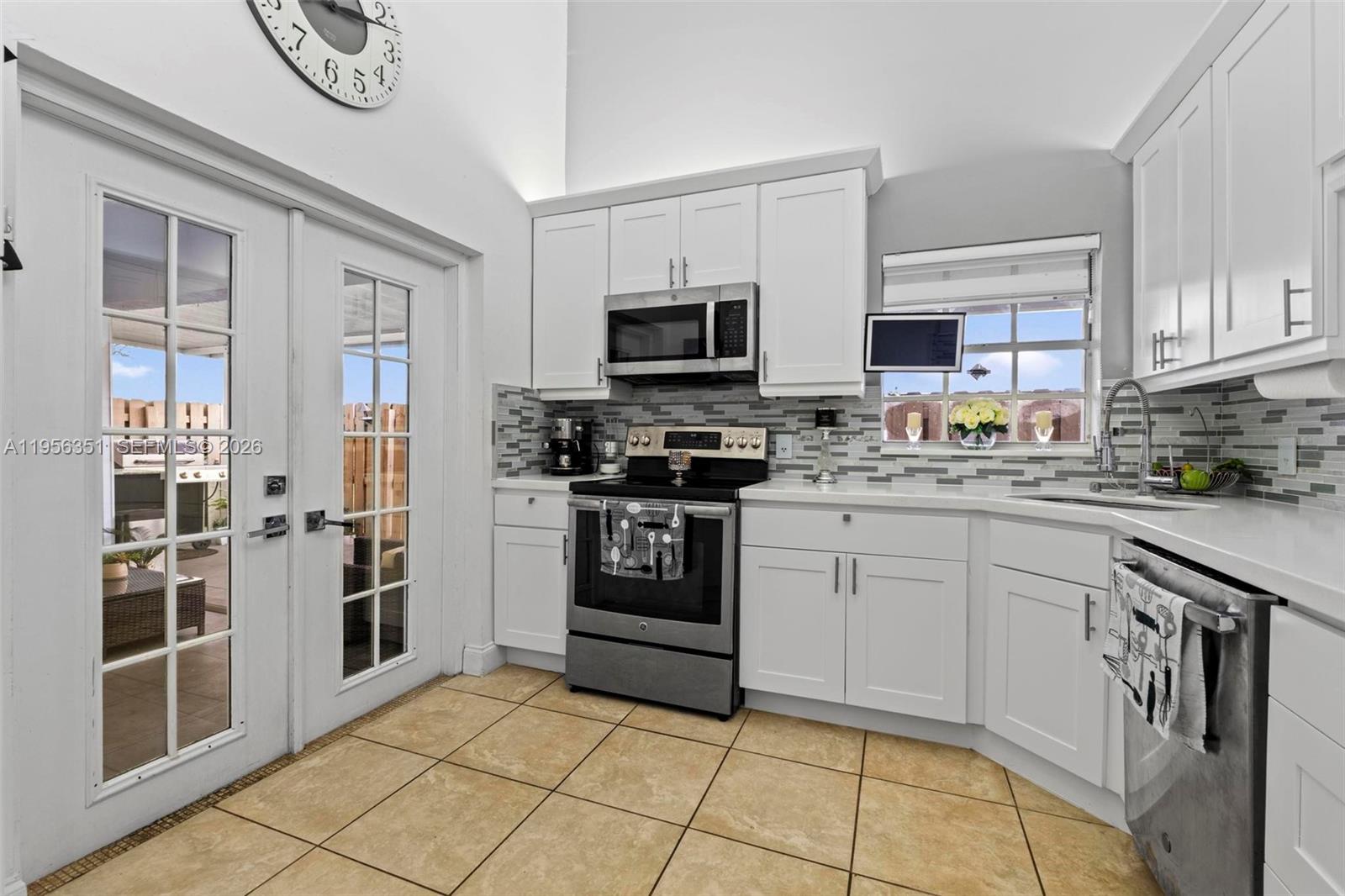 CHANTARELLE AT THE HAMMOC - Residential