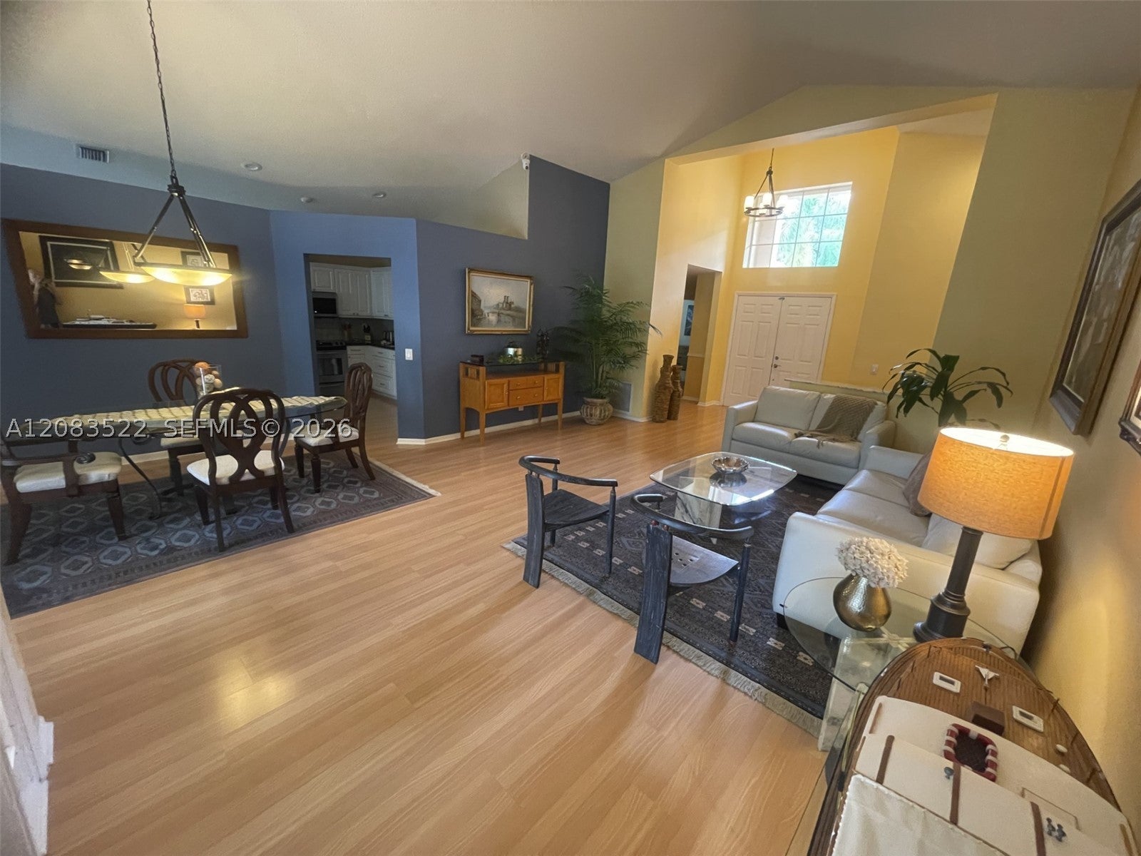 412 Cameron Dr