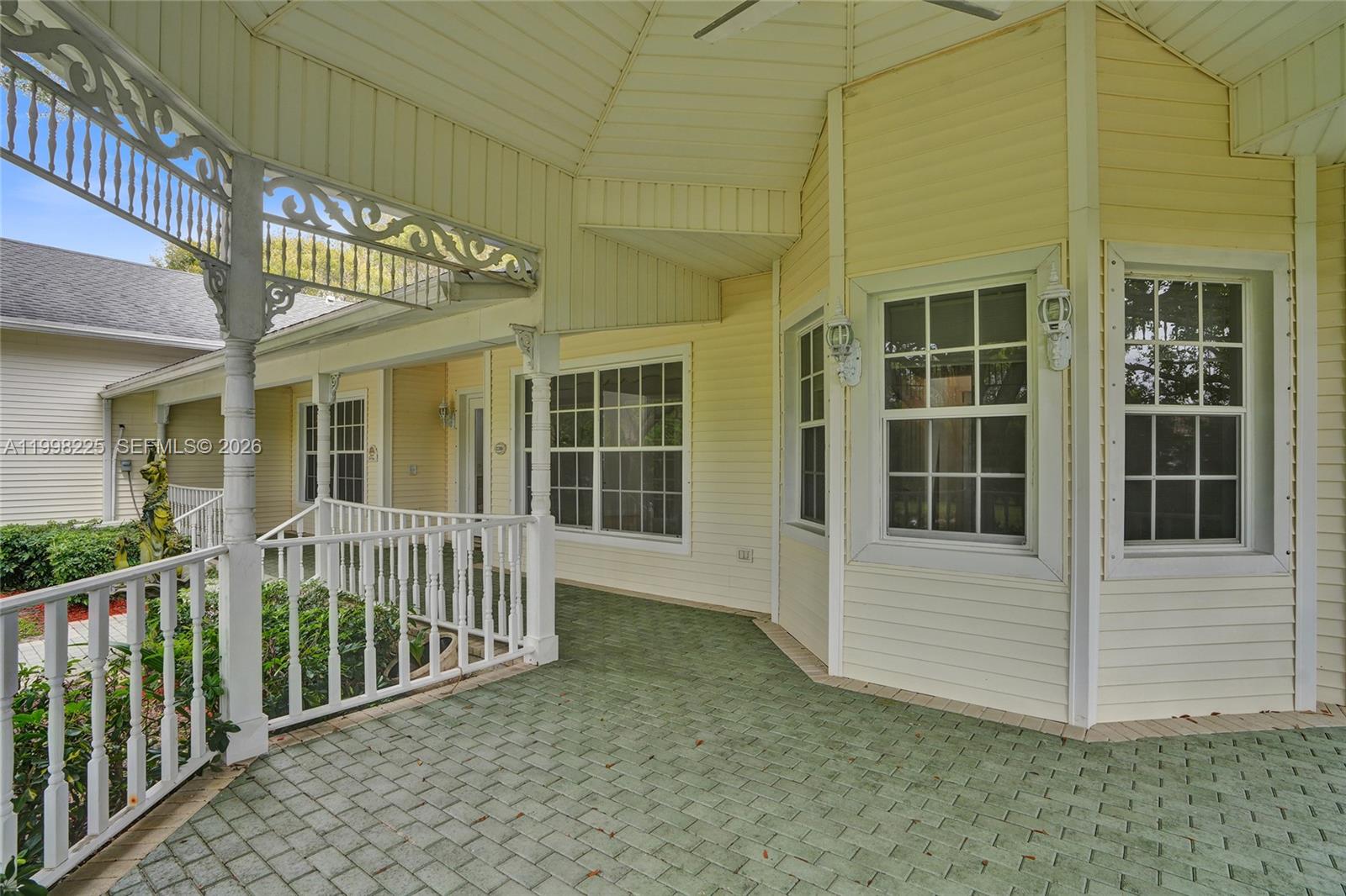 FLA FRUIT LANDS CO - Residential