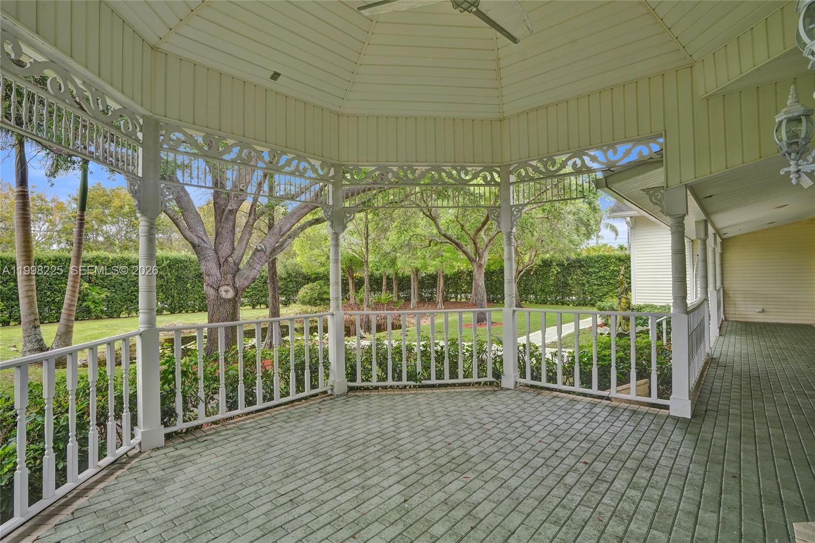 FLA FRUIT LANDS CO - Residential