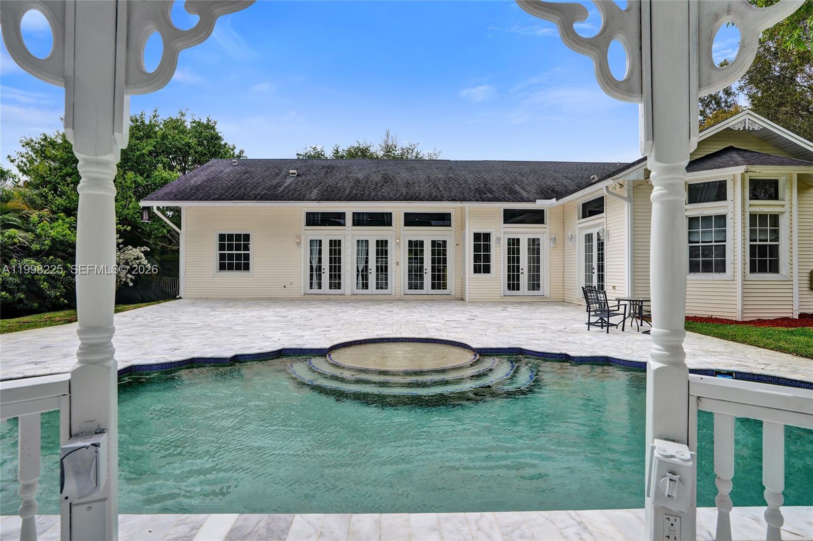 FLA FRUIT LANDS CO - Residential