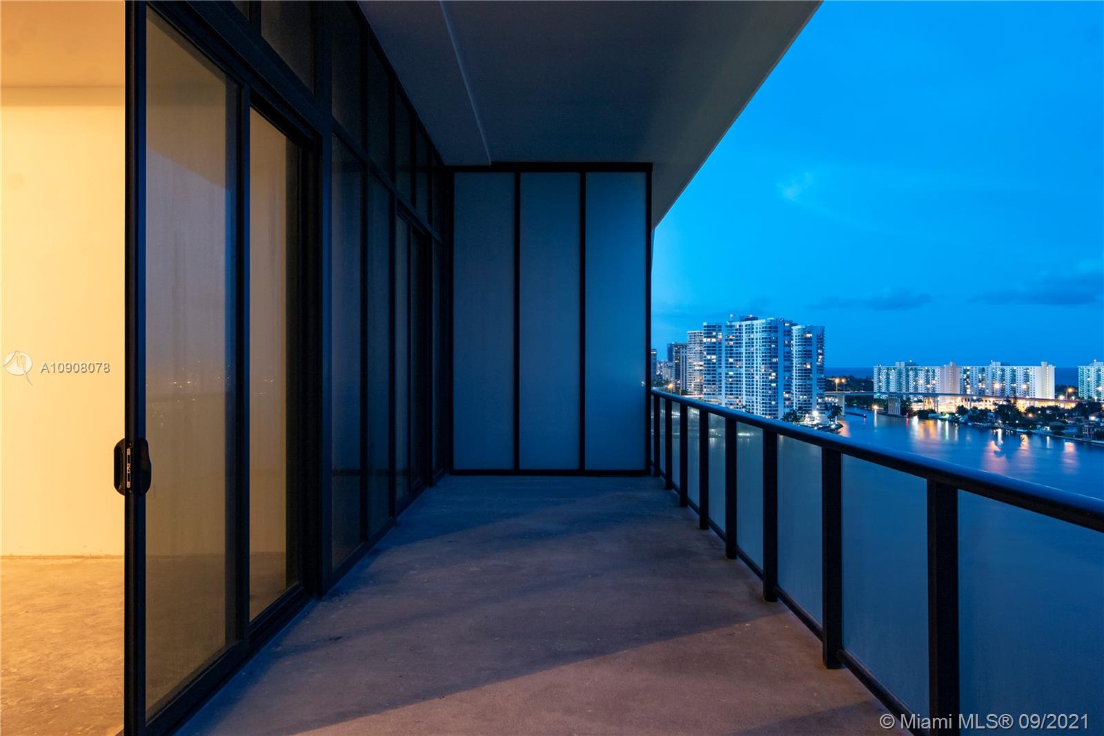 PRIVE CONDO - Residential