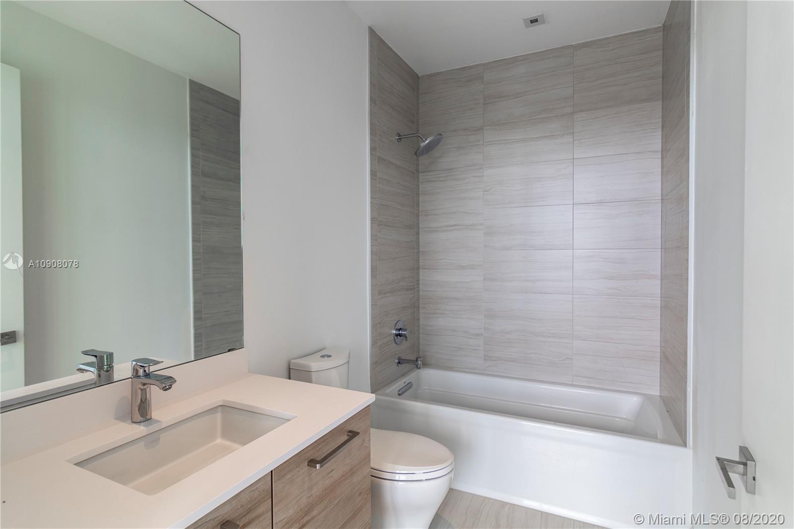 PRIVE CONDO - Residential