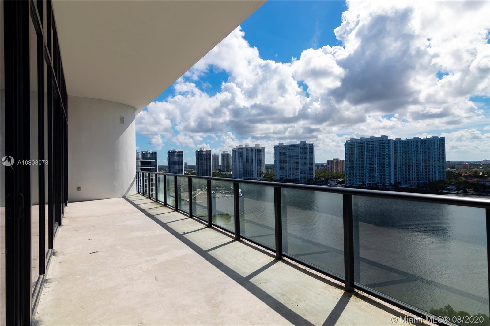 PRIVE CONDO - Residential