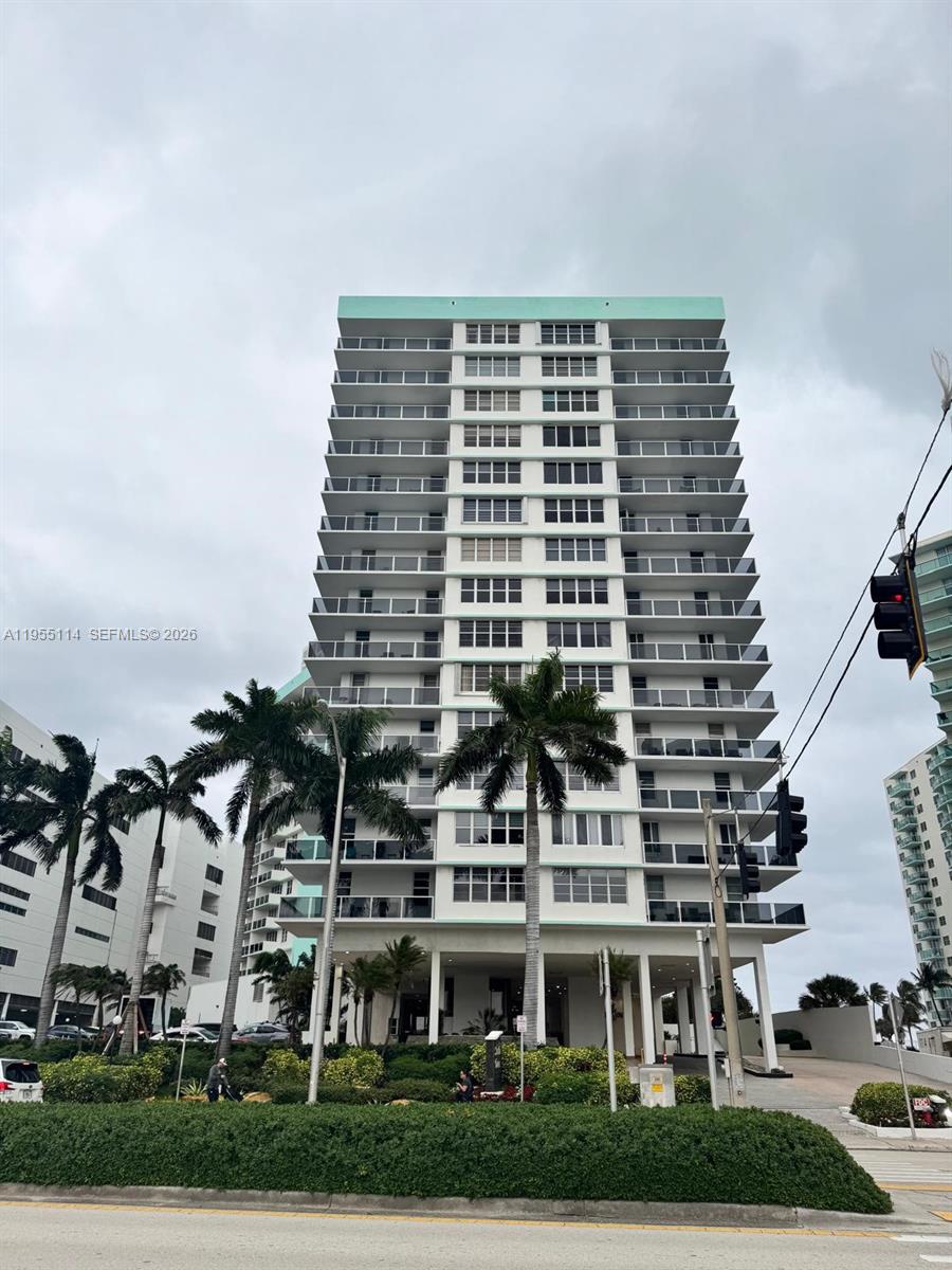 SEA AIR TOWERS CONDO - Residential