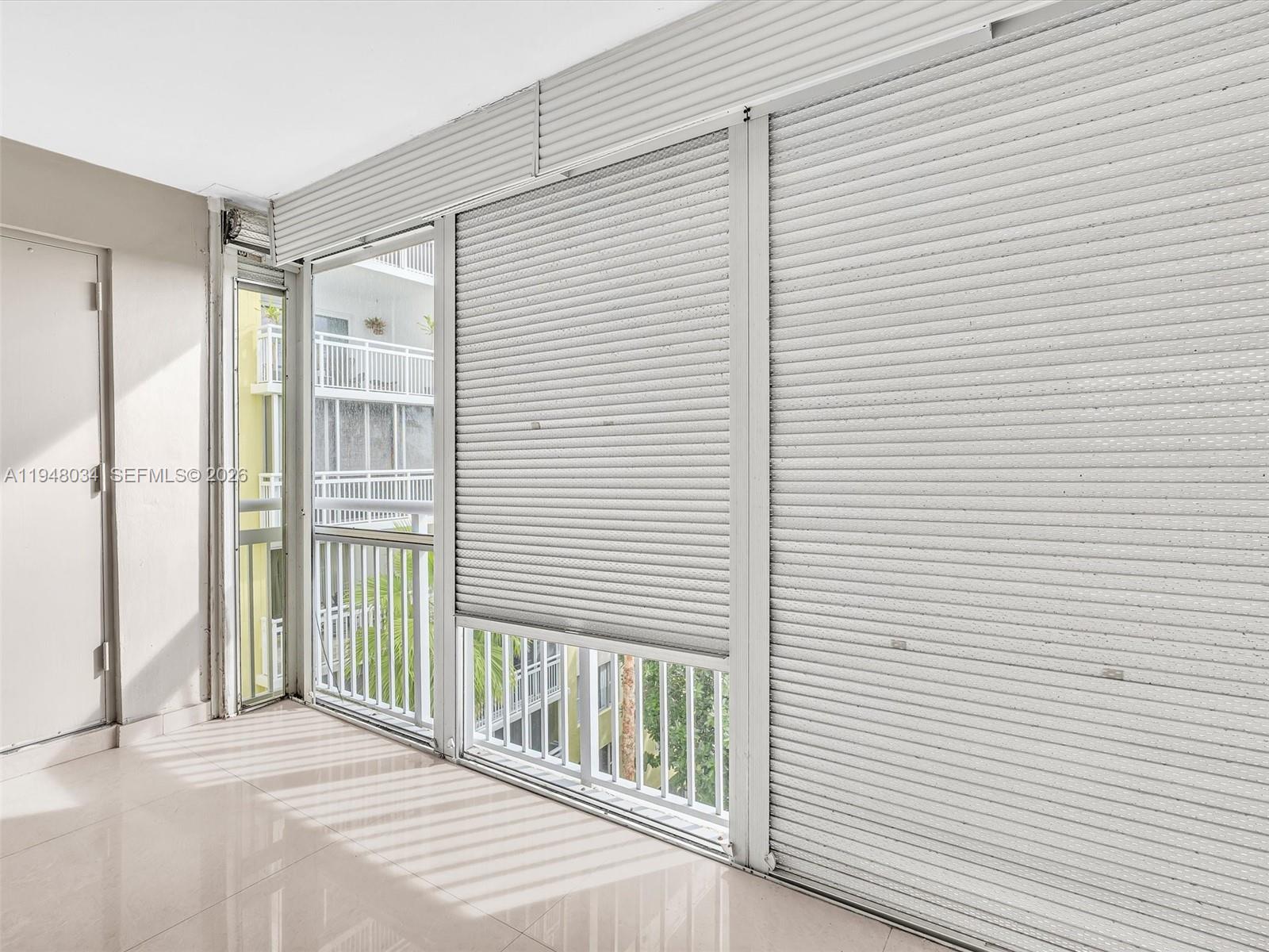 HILLCREST NO 21 CONDO - Residential