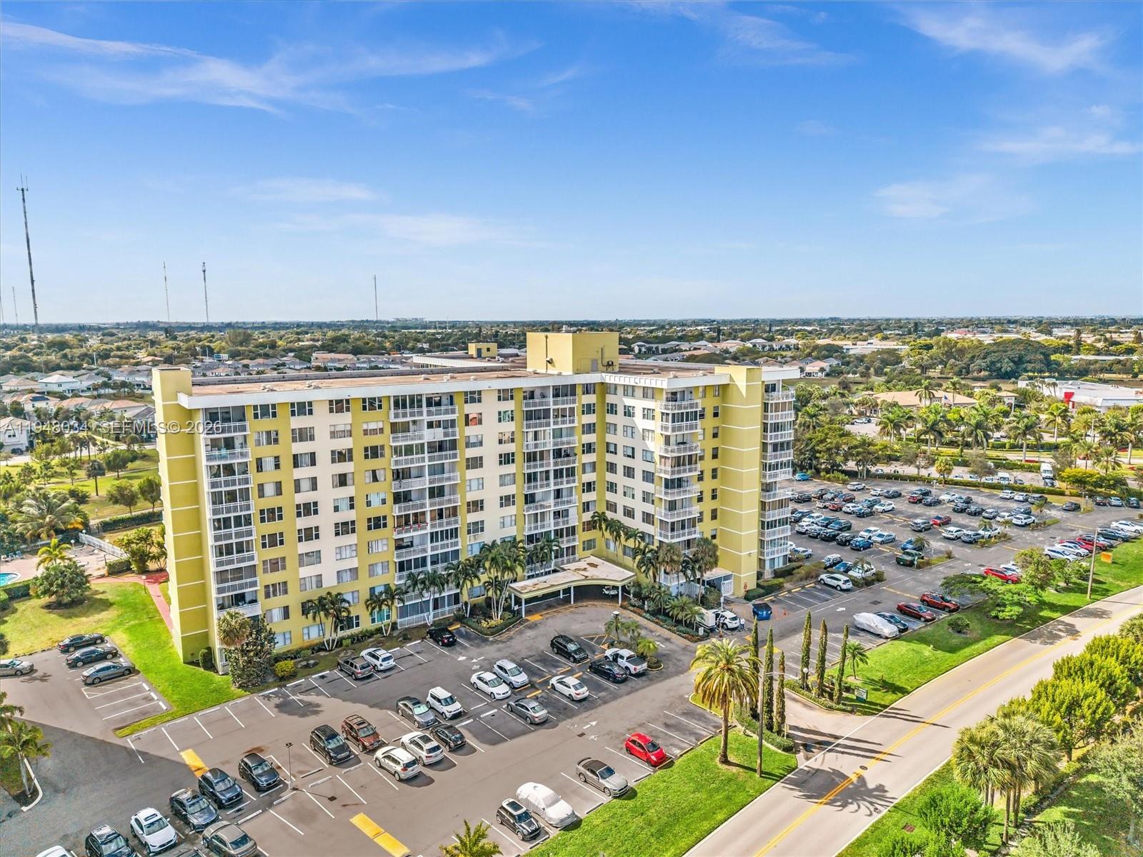 HILLCREST NO 21 CONDO - Residential