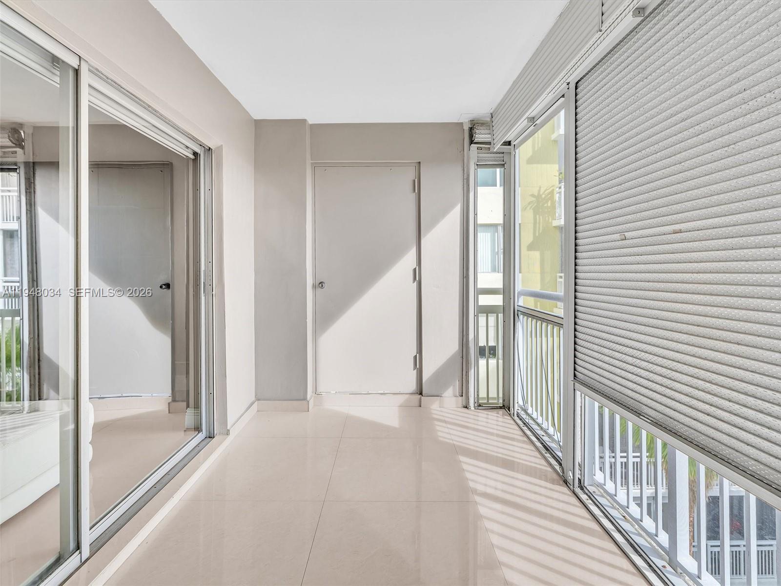 HILLCREST NO 21 CONDO - Residential