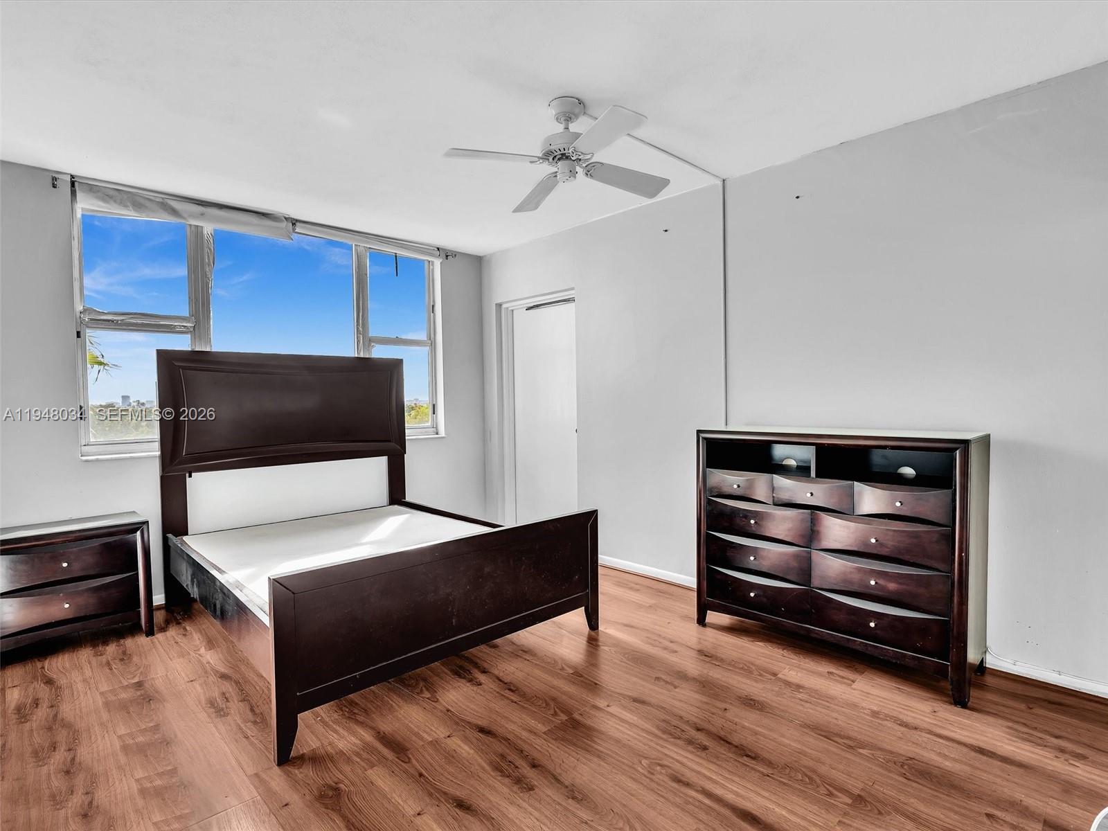 HILLCREST NO 21 CONDO - Residential