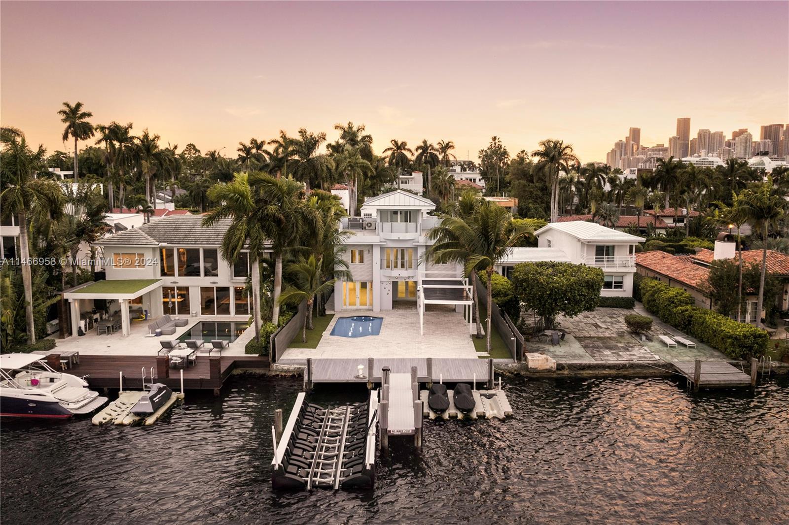 RIVIERA 1ST & 2ND ADDN AM - Residential