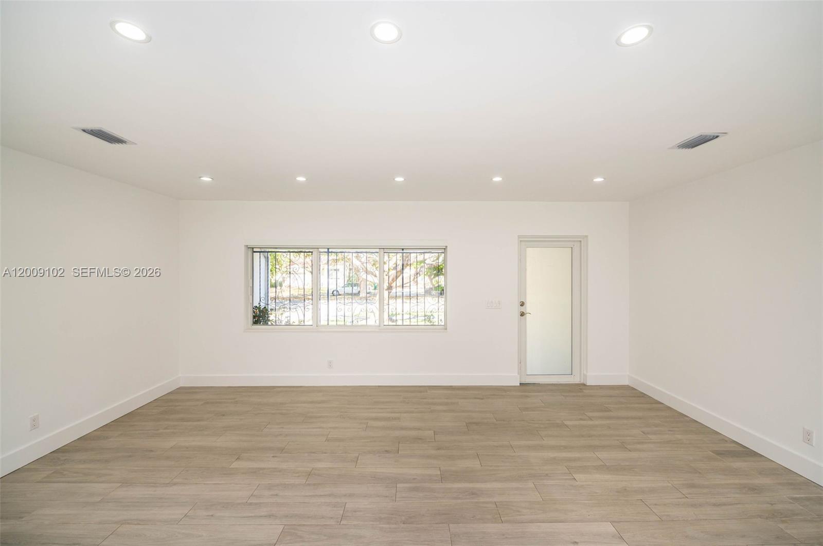 330 SW 27th Rd
