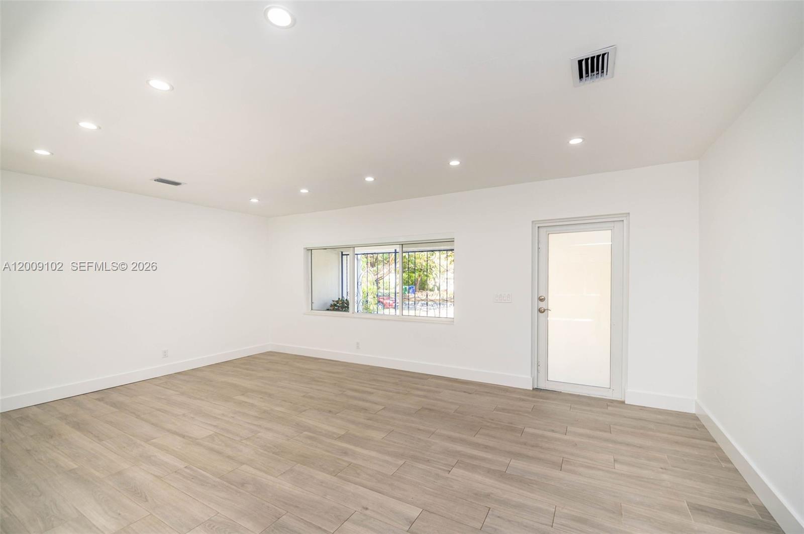 330 SW 27th Rd