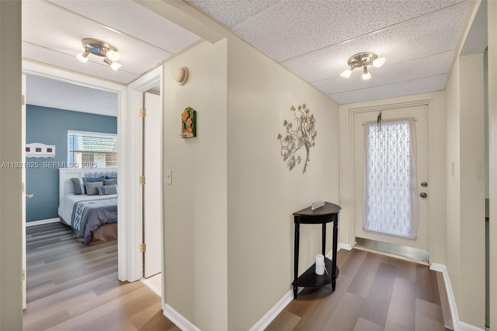 ORIOLE GOLF & TENNIS CLUB - Residential